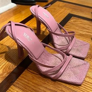 Pink summer heel